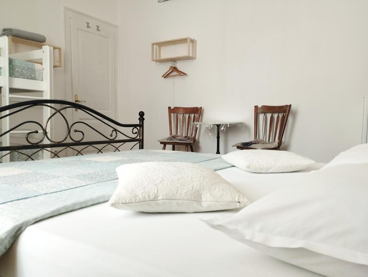 Guest House Izola Exterior foto